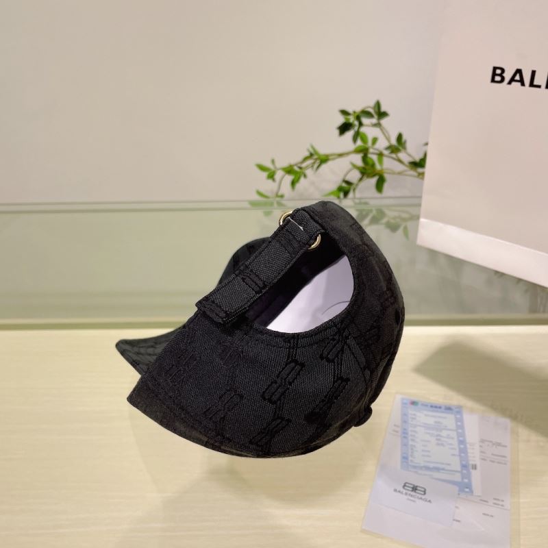 BALENCIAGA